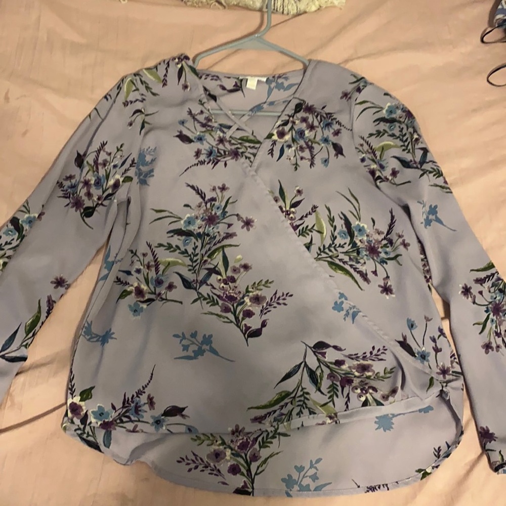 Women’s Charming Charlie’s blouse